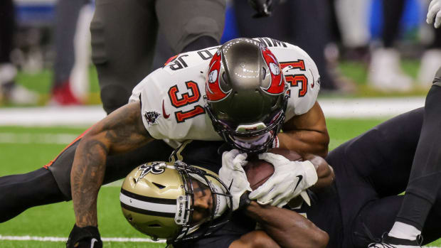 New Orleans Saints Defense Proves Dominant Again in Win vs. Panthers -  Sports Illustrated New Orleans Saints News, Analysis and More