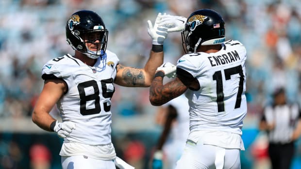 Jaguars' lifeguard says he has 'best job in the NFL' - Sports Illustrated