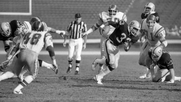 Reports: Former Raiders linebacker Dan Conners dies at 78