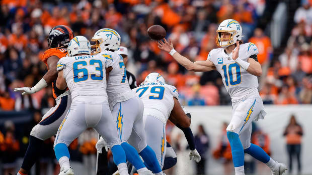 Chargers News: CBS Columnist Highlights Kellen Moore as Bolts 2023 X-Factor  - Sports Illustrated Los Angeles Chargers News, Analysis and More