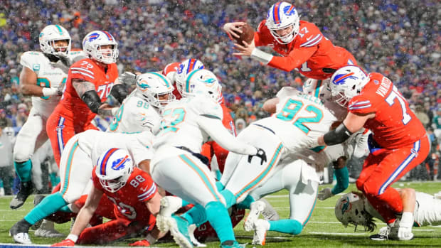 Photos: Buffalo Bills vs. Miami Dolphins in AFC playoffs