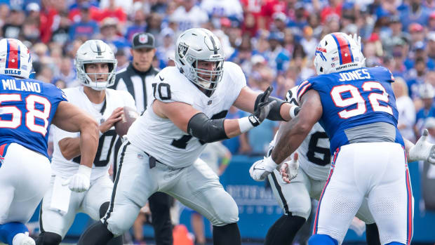 Las Vegas Raiders Insider Podcast: complete recap of the loss to Buffalo  Bills - Sports Illustrated Las Vegas Raiders News, Analysis and More