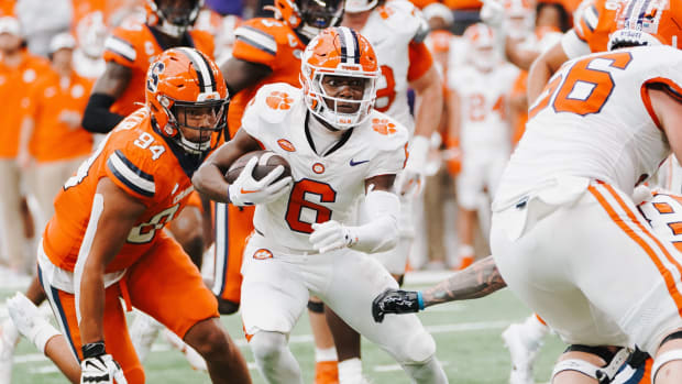 Odds and Ends: Clemson Looks to Continue its Covering Ways vs. Gamecocks -  Sports Illustrated Clemson Tigers News, Analysis and More