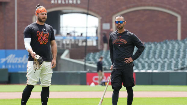 A look at athletes throwing first pitches at SF Giants games - Sports  Illustrated San Francisco Giants News, Analysis and More