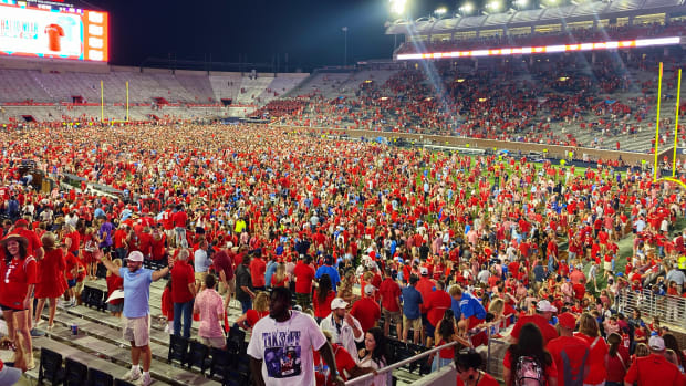 Ole Miss Rebels Week 2 Opponent Preview: Tulane Green Wave Defensive  Players to Watch - The Grove Report – Sports Illustrated at Ole Miss