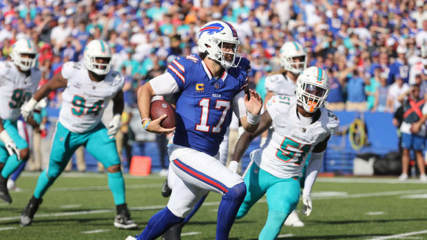 Buffalo Bills WR Khalil Shakir Injured vs. Miami Dolphins - Tracker -  Sports Illustrated Buffalo Bills News, Analysis and More