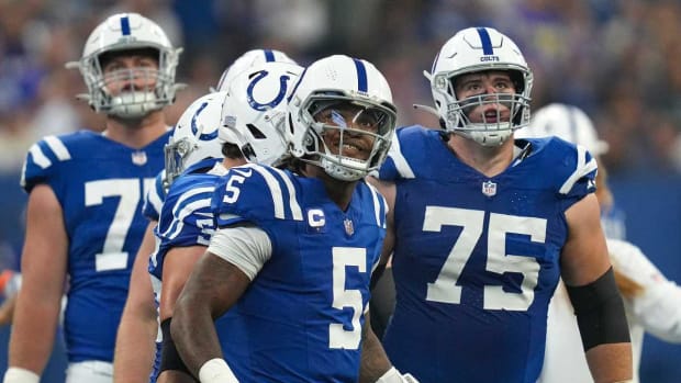 Indianapolis Colts Training Camp Journal, Day 7: Defense Capitalizes as  Offense Slogs Through Sloppiest Day - Sports Illustrated Indianapolis Colts  News, Analysis and More