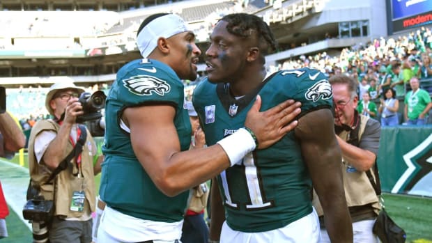 Philadelphia Eagles Top Washington Commanders in OT Thriller, Move to 4-0 -  Sports Illustrated Philadelphia Eagles News, Analysis and More