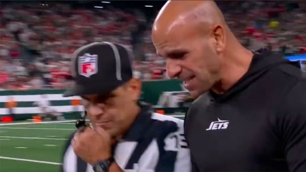 Jets React to Late-Game Officiating in Loss to Chiefs - Sports Illustrated  New York Jets News, Analysis and More