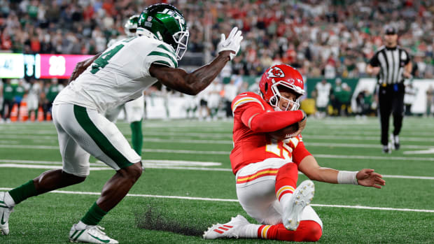 Patrick Mahomes' Late Slide Costs Chiefs Bettors Millions Against