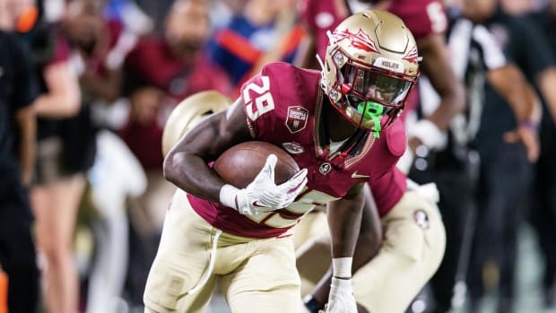 Former Florida State star linebacker hired as assistant coach at UCF -  Sports Illustrated Florida State Seminoles News, Analysis and More