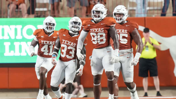 Longhorns 'Can't Be Fearful' of Raucous Baylor Environment - Sports  Illustrated Texas Longhorns News, Analysis and More