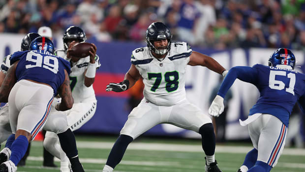 Amid Weighty Expectations, Seahawks Write Season-Opening Disasterpiece -  Sports Illustrated Seattle Seahawks News, Analysis and More