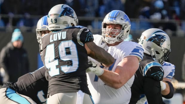 DETROIT, MI - DECEMBER 11: Detroit Lions Defensive End (96) Isaiah Buggs  during introductions before the game between Minnesota Vikings and Detroit  Lions on December 11, 2022 in Detroit, MI (Photo by