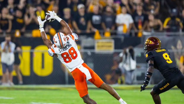 Oklahoma State Football to Honor Veterans - Sports Illustrated Oklahoma  State Cowboys News, Analysis and More