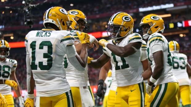 Hurts, Eagles run past Packers 40-33; Rodgers hurt - Hawaii