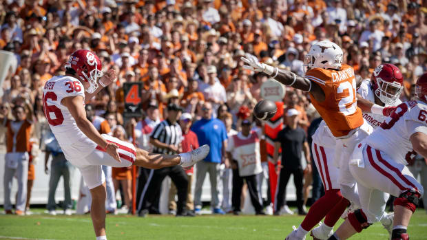 The Softness of Texas Longhorns Rises Again - Sports Illustrated All Hogs  News, Analysis and More