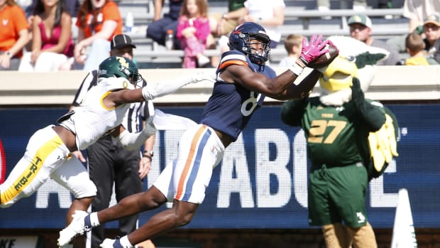 Virginia coach Bronco Mendenhall stepping down after bowl