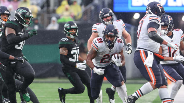 Bears and Bills Fight the Cold - Sports Illustrated Chicago Bears News,  Analysis and More