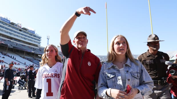 NFL Draft Day: Oklahoma Sooners Rhamondre Stevenson fitter, faster and  still adjusting - Sports Illustrated Oklahoma Sooners News, Analysis and  More