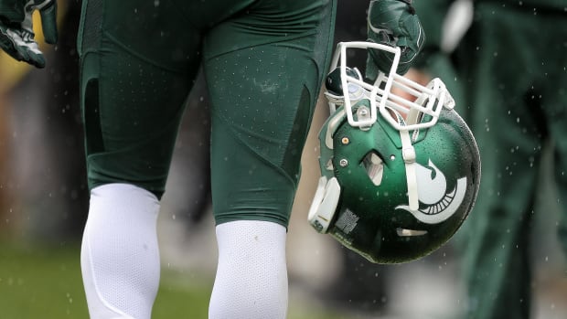 LOOK: Linebacker Darius Snow Designs Alternate Jerseys For Michigan State  Football - Sports Illustrated Michigan State Spartans News, Analysis and  More