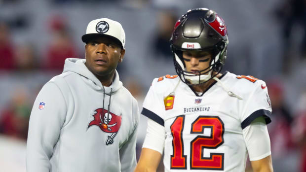 Tampa Bay Buccaneers 2022 Schedule - Sports Illustrated Tampa Bay Rays  Scoop News, Analysis and More