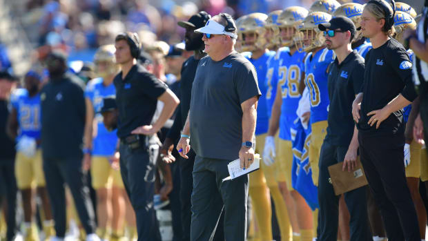 UCLA Football: Pundit Believes Transfer Could Be Among Top Prospects At  Position - Sports Illustrated UCLA Bruins News, Analysis and More