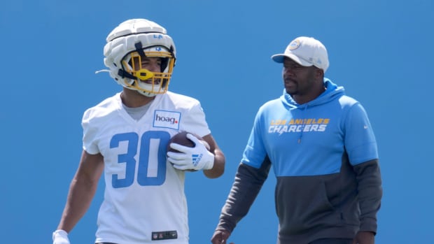 Meet the Opponent: 3 Biggest Concerns About Los Angeles Chargers For  Tennessee Titans in Week 2 - Sports Illustrated Tennessee Titans News,  Analysis and More