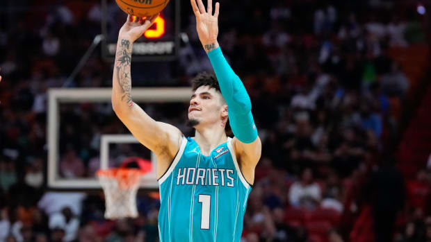 Williams Has Solved Hornets' Center Worries – The Lead