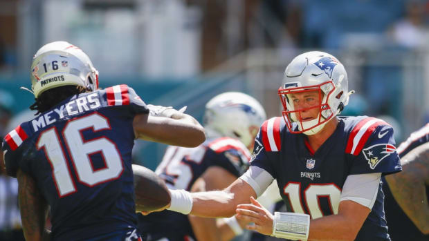 Las Vegas Raiders Final Preseason Update: New England Patriots Offense -  Sports Illustrated Las Vegas Raiders News, Analysis and More