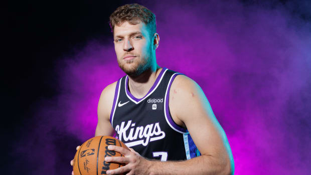 Kings G Chris Duarte Receives Praise for Impressive First Start - Sports  Illustrated Inside the Kings News, Analysis and More