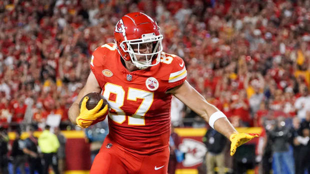 Kansas City Chiefs 2022 NFL Schedule - Official Chiefs Schedule - Sports  Illustrated Kansas City Chiefs News, Analysis and More