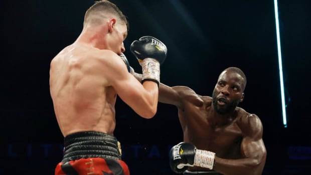 Chris Ballam-Smith defeats Lawrence Okolie to become the WBO Cruiserweight champion on 28 May, 2023 at Vitality Stadium in Bournemouth UK. LAWRENCE LUXIG/BOXXER.