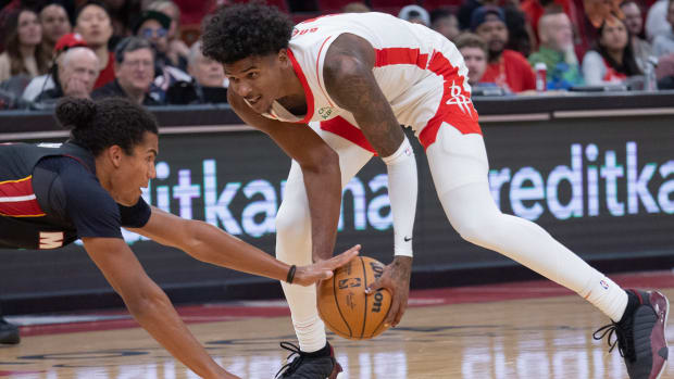 Rockets Alperen Sengun Shines In Turkey's Victory Over Georgia - Sports  Illustrated Houston Rockets News, Analysis and More