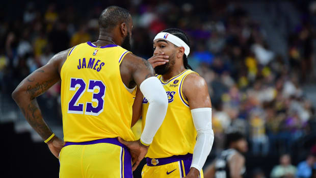 Former Lakers Wing/Close LeBron James Friend May Un-Retire for 2024  Olympics - All Lakers