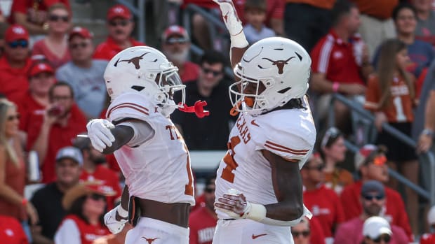 Texas Longhorns' Season Ends on Stanford Cardinal 7-6 Walk Off Stunner -  Sports Illustrated Texas Longhorns News, Analysis and More