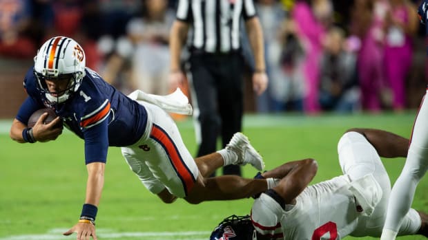 Auburn defeats Alabama, 13-8, in fall exhibition action - Sports  Illustrated Auburn Tigers News, Analysis and More