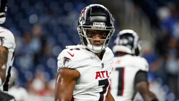 Arthur Smith Reveals Atlanta Falcons Won't Wear Gradient Alternate