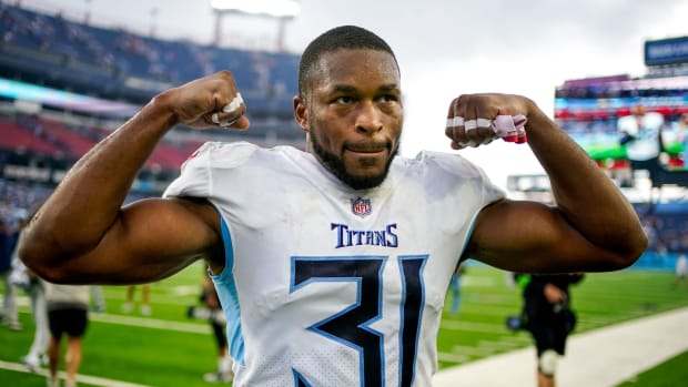 In a 'Fantasy Draft' of Throwback Uniforms, Titans Are the No. 1 Pick -  Sports Illustrated