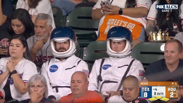 MLB All Star Game: Pitcher Alek Manoah mic'd up charms baseball fans