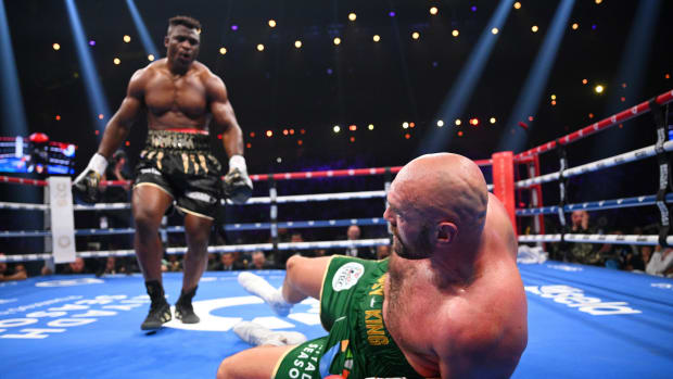 Pros React to Tyson Fury Defeating Francis Ngannou in Highly Contested Fight