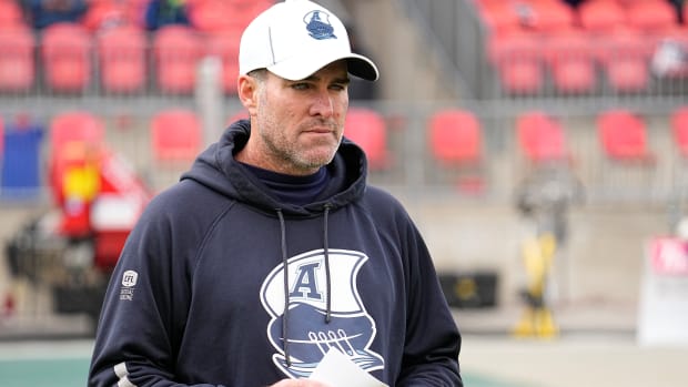 Nov 13, 2022; Toronto, Ontario, CAN; Toronto Argonauts head coach Ryan Dinwiddie during warm up before a game against the Montreal Alouettes at BMO Field. Mandatory Credit: John E. Sokolowski-USA TODAY Sports
