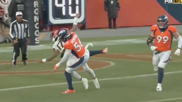NFL Fans Blast Refs Over Brutal Roughing-the-Passer Call on Denver’s Baron Browning