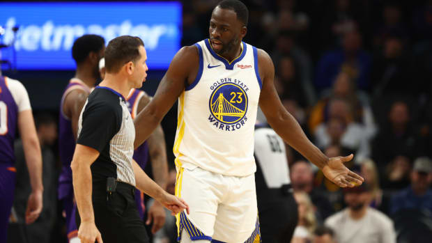 Warriors News: How should the NBA deal with poor officiating? - Golden  State Of Mind