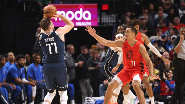 Luka Doncic's 39-Point Night Not Enough as Minnesota Timberwolves Snap  Weary Dallas Mavs' Win Streak - Sports Illustrated Dallas Mavericks News,  Analysis and More