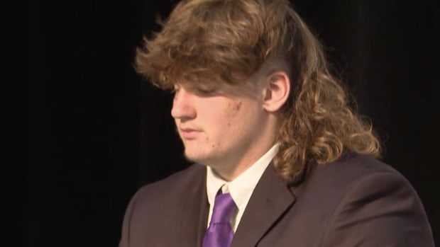 Buford High School (Ga.) offensive lineman Dale Greene announces he will play college football for Western Carolina University on Dec. 20, 2023.