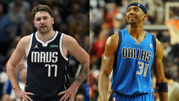 Jason Kidd Reveals Dallas Mavs' Plan for Dante Exum Starting Next to Luka  Doncic & Kyrie Irving - Sports Illustrated Dallas Mavericks News, Analysis  and More