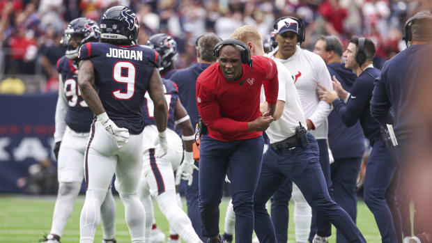 Houston Texans head coach DeMeco Ryans reacts after a Tennessee Titans turnover on downs during the third quarter at NRG Stadium. Mandatory Credit: Troy Taormina-USA TODAY Sports