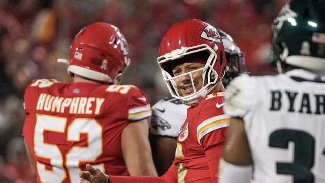 KC Chiefs Found Calm Amid Chaos by Extending AFC West Streak - Sports  Illustrated Kansas City Chiefs News, Analysis and More