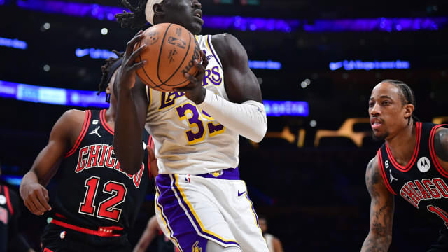  Los Angeles Lakers forward Wenyen Gabriel (35) gets the rebound against the Chicago Bulls during the first half at Crypto.com Arena.